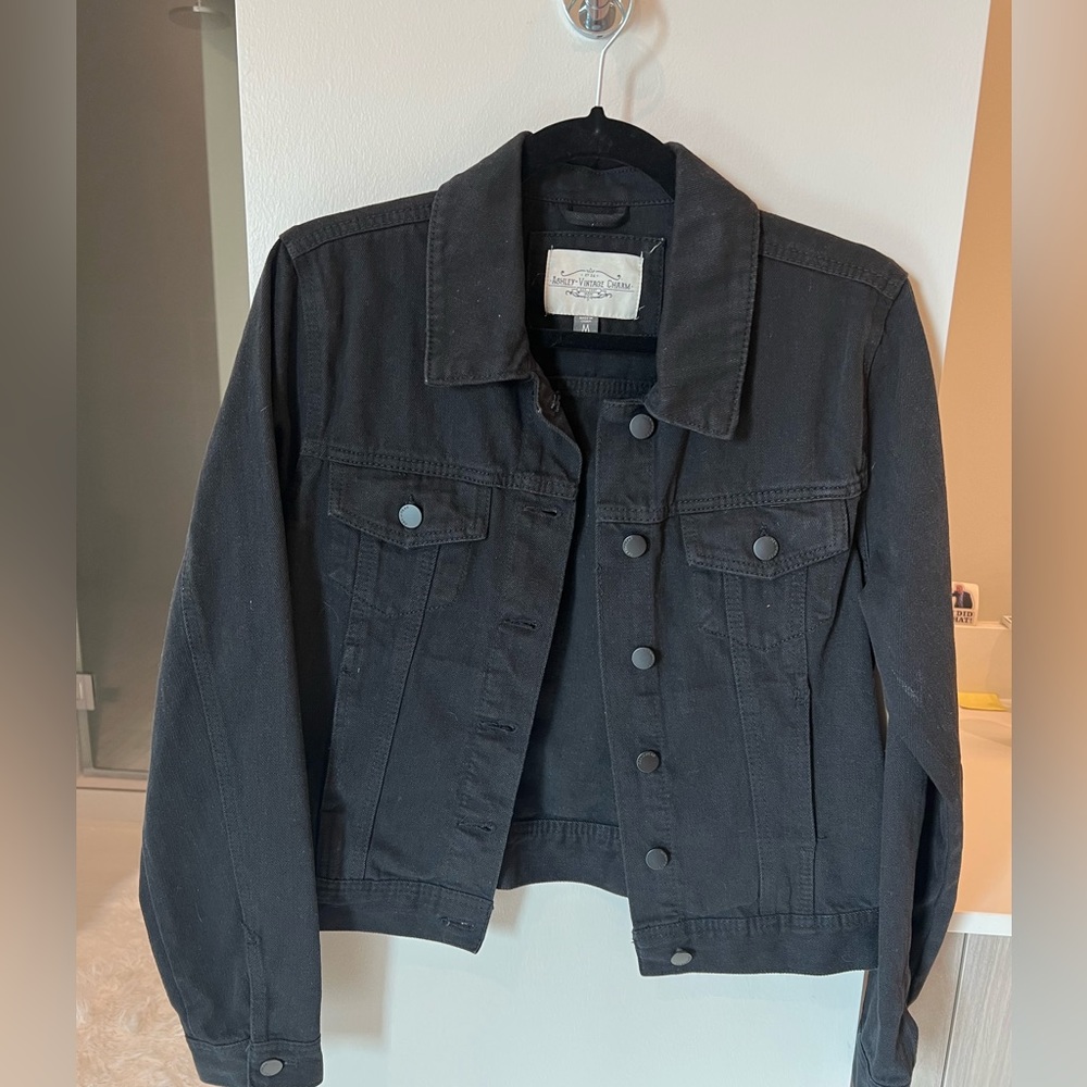 Ashley Vintage Charm black Jean jacket. Size M